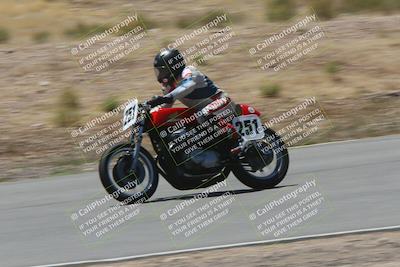 media/Apr-20-2025-AHRMA (Sun) [[393a79c373]]/Race/Group 5/Turn 4b/